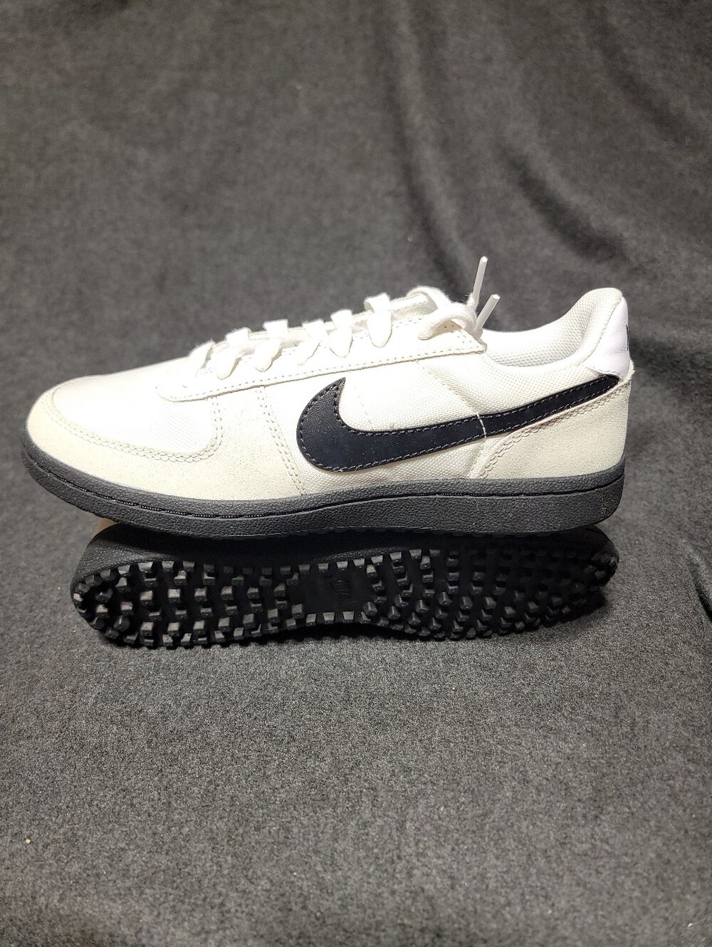 Nike Field General